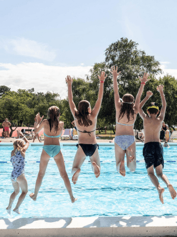 Poolferie på camping i Danmark